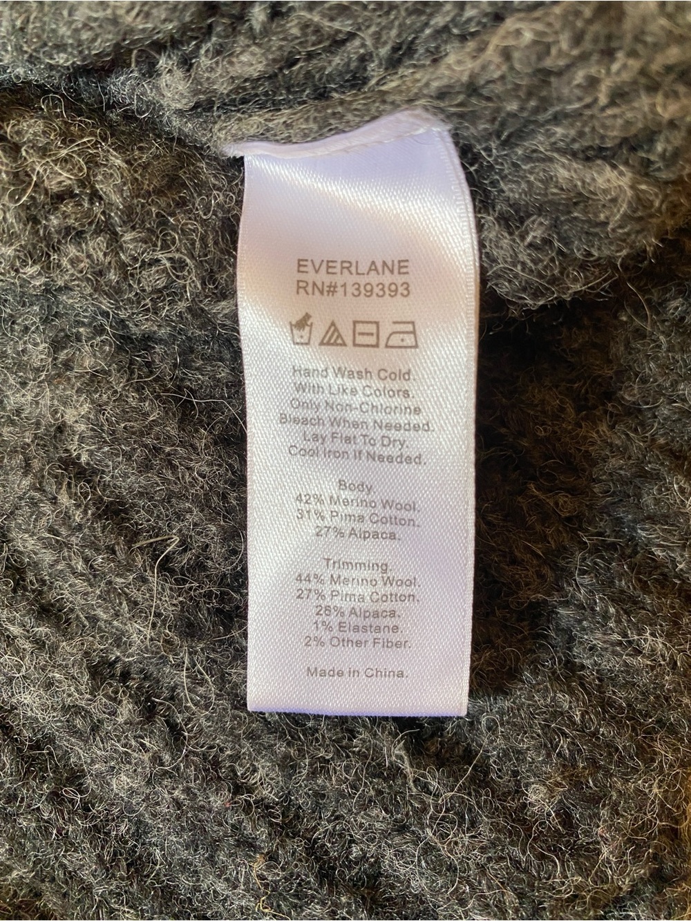 Cozy Everlane Cable Knit Sweater Cardigan - Charcoal - Picture 5 of 5